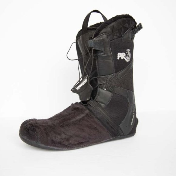 Gently used Salomon snowboard boots - Picture 13 of 13